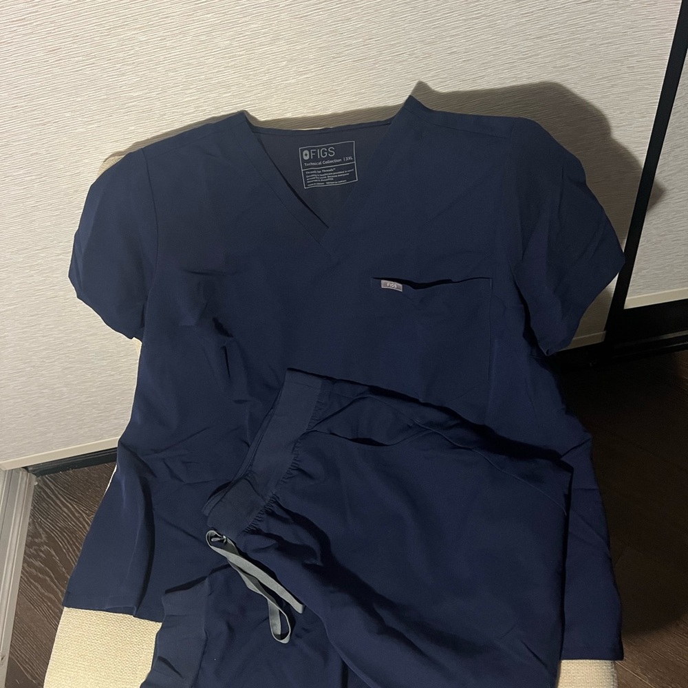 Figs Navy Blue Catarina Scrub Top and High Waisted Petite Zamora Jogger Pant